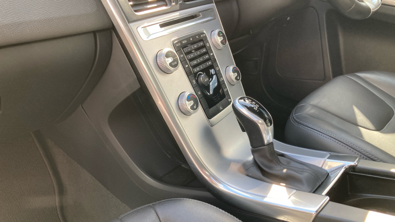 Volvo Xc60 D4 [190] SE Lux Nav 5dr Geartronic Diesel Estate